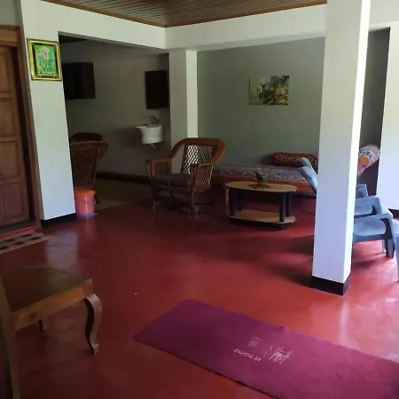 Ambadi'S Villa -Lake View Resort Pallipuram Exterior photo