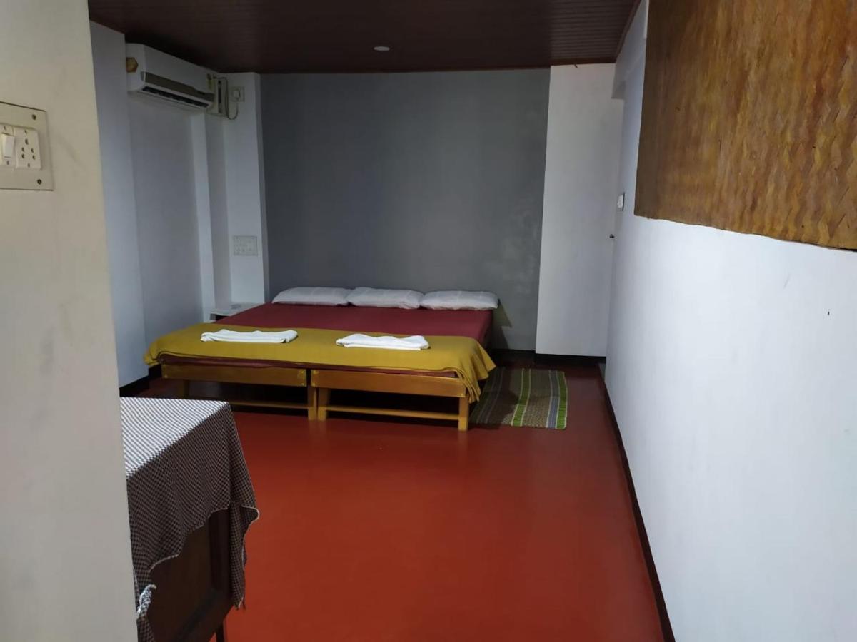 Ambadi's -lake View Homestay Pallipuram